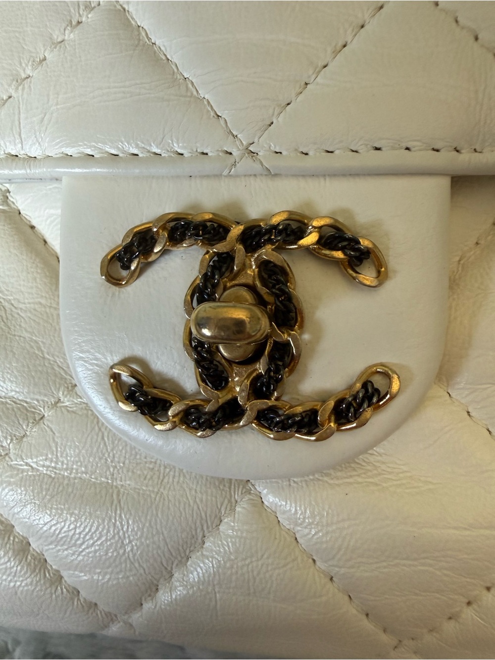 CHANEL Evening Star East/West Flap Bag w/Microchip - Picture 3 of 12